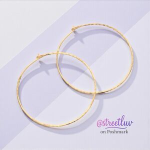 Stella & Dot Gold Hammered Wire Hoop Earrings Large EUC